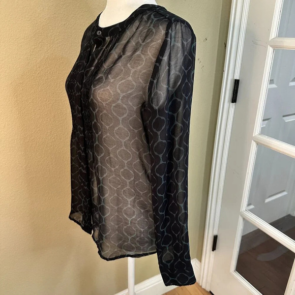 BANANA REPUBLIC Sheer Pintucked Print Blouse Top Button Front - S - Picture 4 of 8